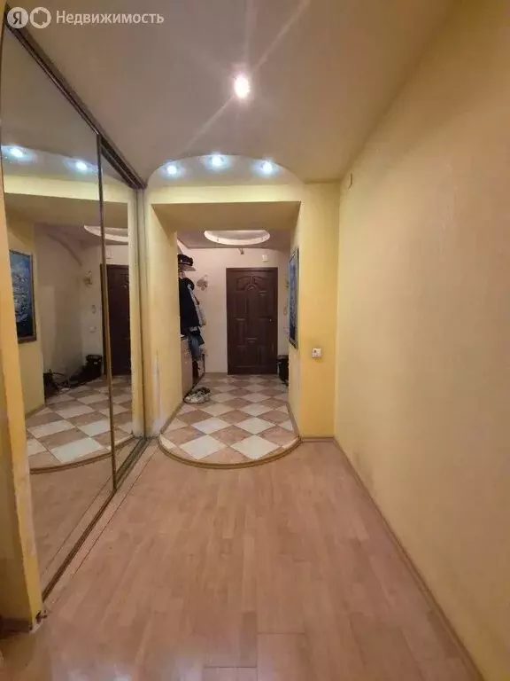 3-комнатная квартира: Киров, улица Северная Набережная, 19 (63.3 м) - Фото 1