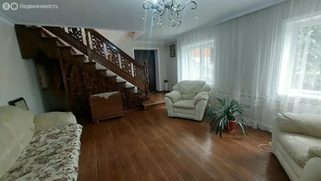 Дом в село Ногир, улица Фрунзе, 24 (170 м) - Фото 1
