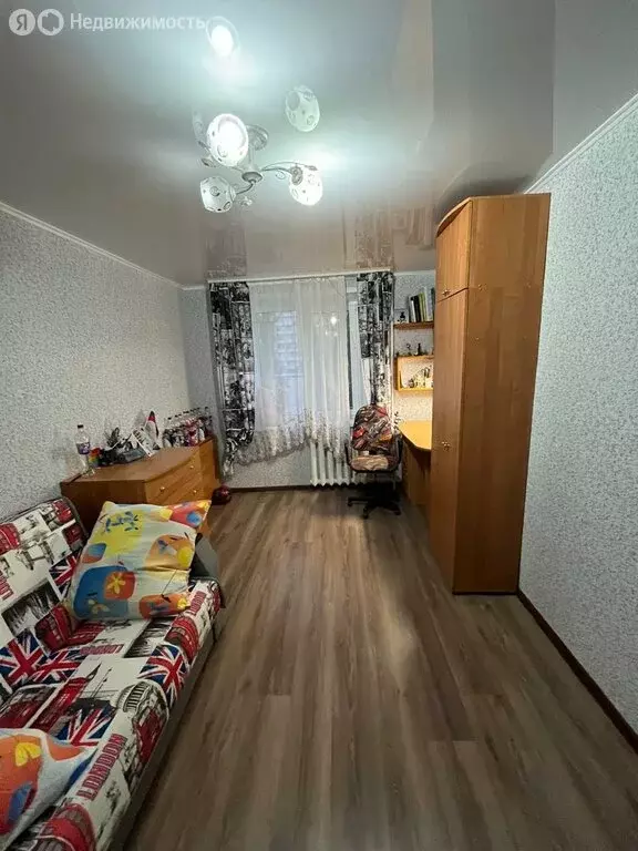2-комнатная квартира: Ясный, улица Ленина, 6 (48 м) - Фото 1