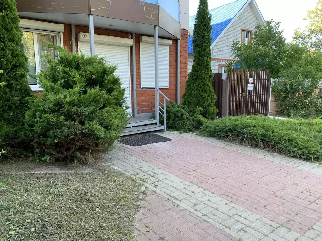 Дом в Белгородская область, Белгород ул. Имени Героя Советского Союза ... - Фото 2