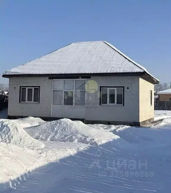 Дом в Иркутская область, Иркутский муниципальный округ, с. Хомутово ... - Фото 1