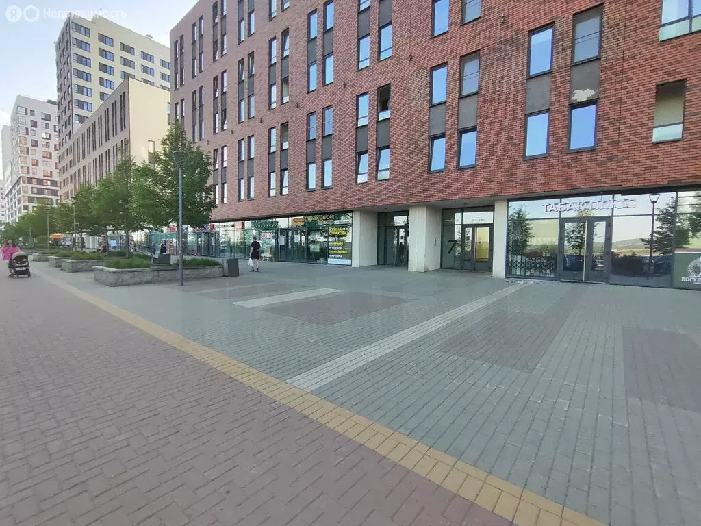 1-комнатная квартира: Екатеринбург, Лучистая улица, 4 (38 м) - Фото 2