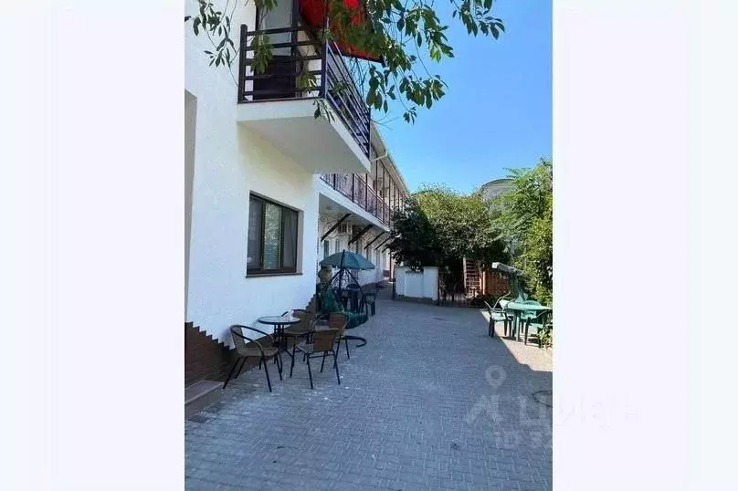 2-к кв. Крым, Евпатория ул. 13 Ноября, 53 (100.0 м) - Фото 1