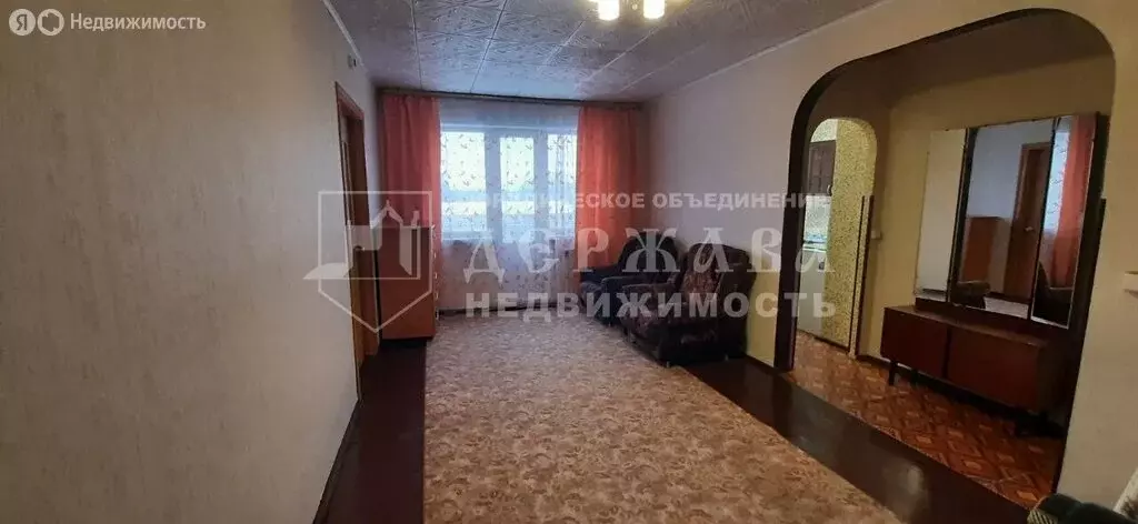 2-комнатная квартира: Ленинск-Кузнецкий, проспект Кирова, 102 (43.4 м) - Фото 1