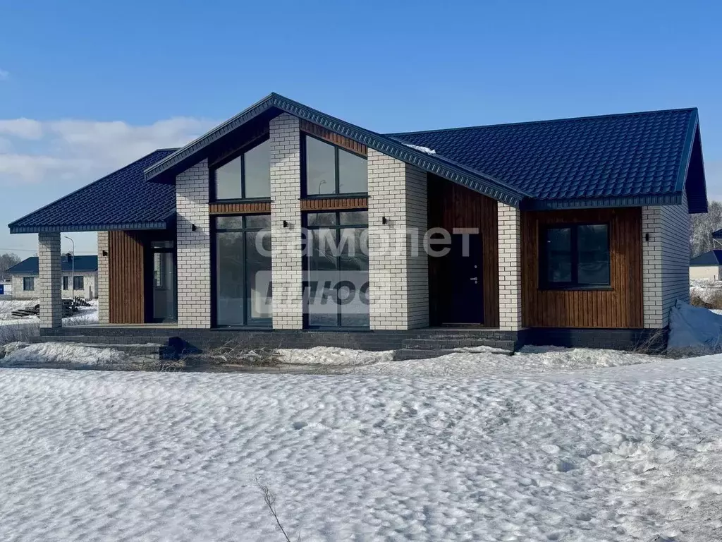 Дом в Алтайский край, Первомайский район, с. Фирсово ул. Лимонная, 8 ... - Фото 1