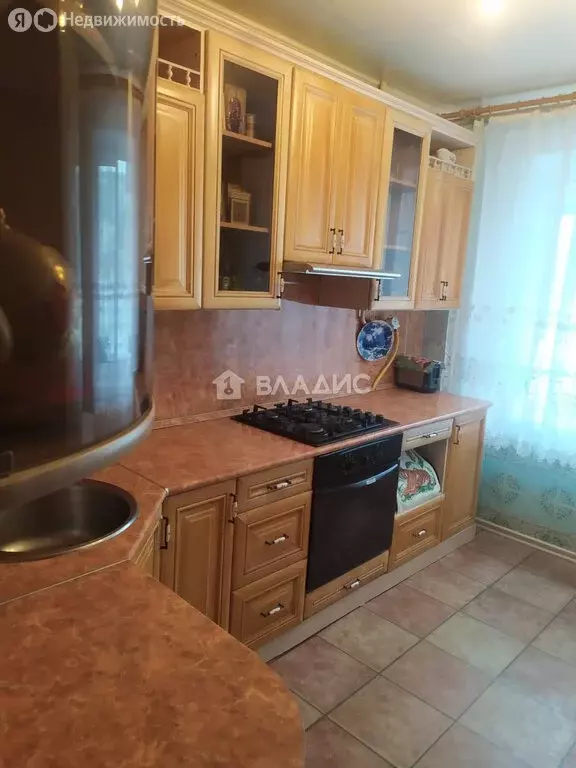4-комнатная квартира: Белгород, улица Губкина, 25 (75 м) - Фото 0