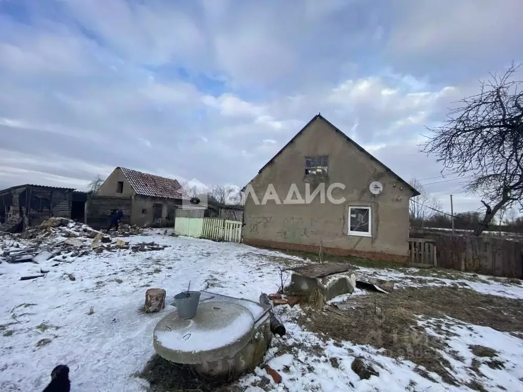 Дом в Калининградская область, Черняховский муниципальный округ, пос. ... - Фото 1
