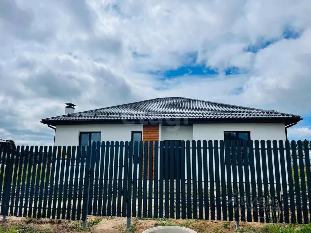 Дом в Калужская область, Ферзиковский муниципальный округ, Грабцево ... - Фото 1