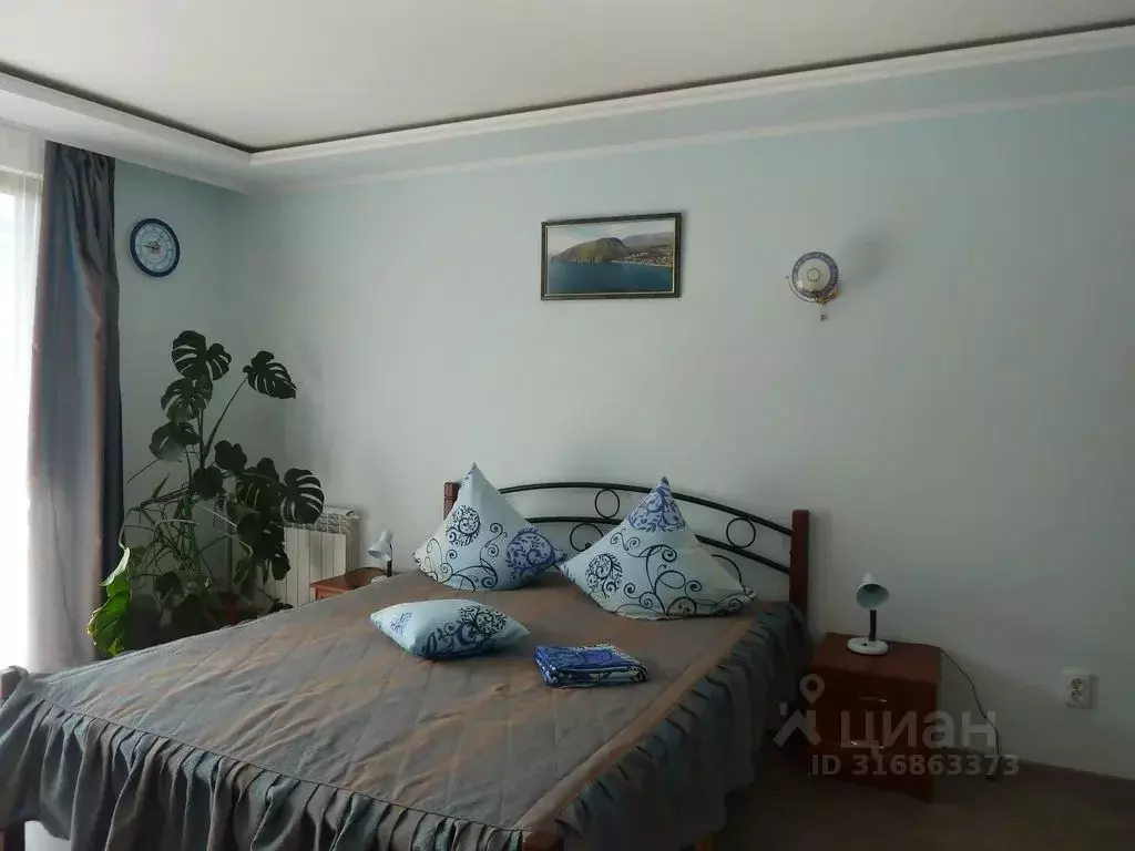 Комната Крым, Алушта городской округ, Партенит пгт ул. Солнечная, 13А - Фото 0