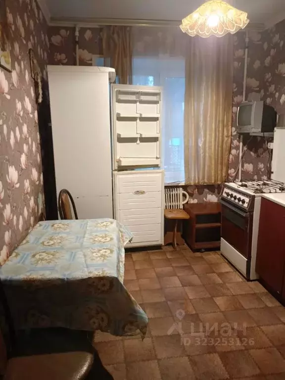 3-к кв. Белгородская область, Белгород бул. Юности, 8 (60.0 м) - Фото 1