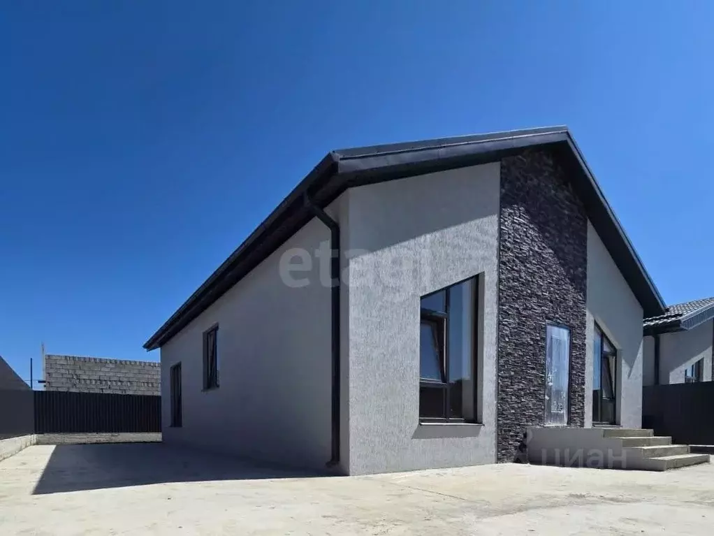 Дом в Ставропольский край, Пятигорск городской округ, с. Золотушка ... - Фото 1