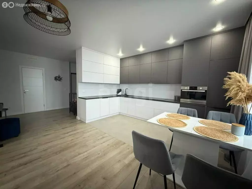 2-комнатная квартира: Тюмень, Линейная улица, 23 (82 м) - Фото 1