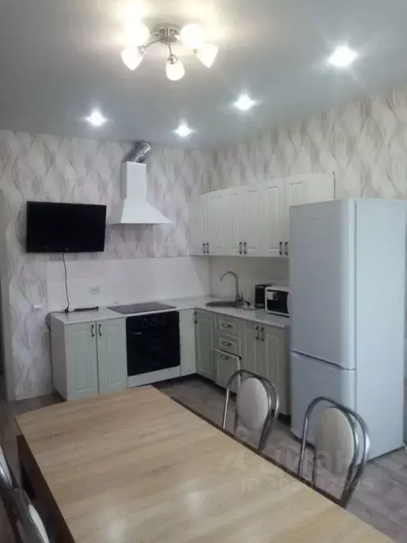 3-к кв. Тульская область, Тула Новомосковская ул., 4 (85.0 м) - Фото 2