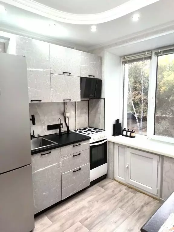 2-к кв. Омская область, Омск ул. 17-я Рабочая, 99 (43.0 м) - Фото 2