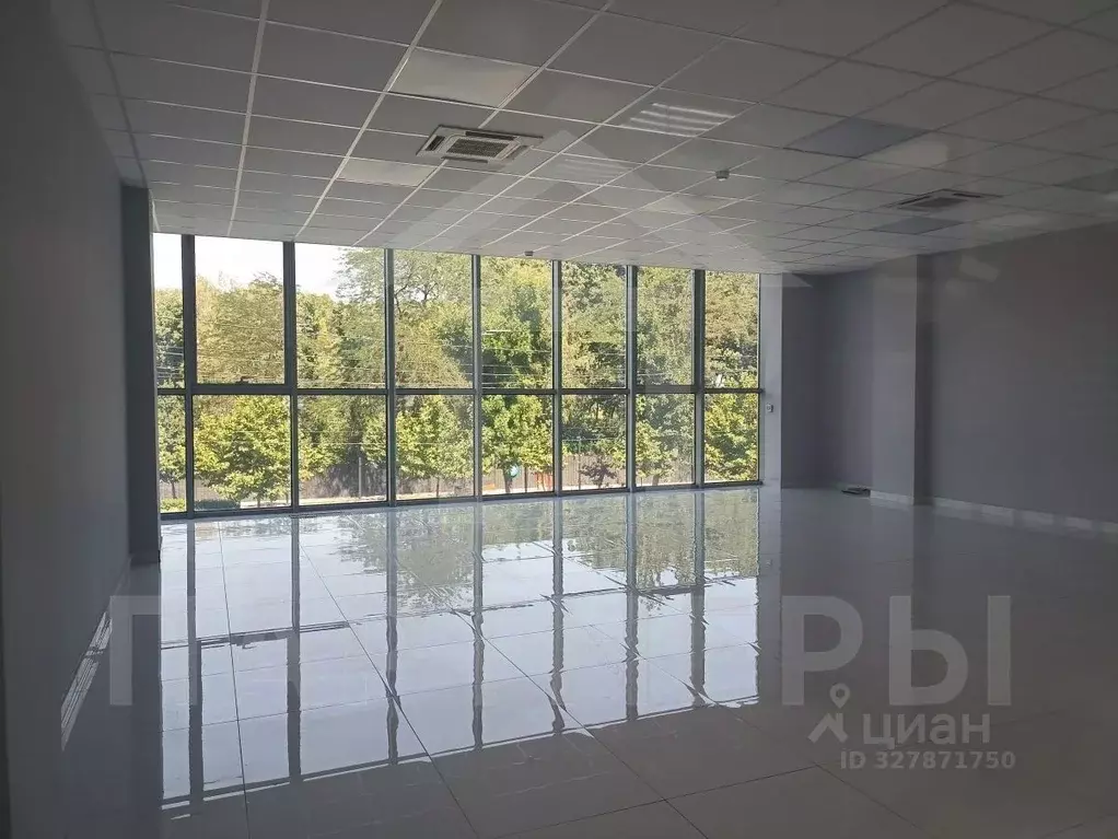 Офис в Краснодарский край, Краснодар ул. Бородинская, 156/2 (1516 м) - Фото 2