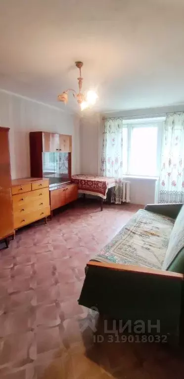 1-к кв. Кировская область, Кирово-Чепецк ул. Ленина, 59 (29.4 м) - Фото 1