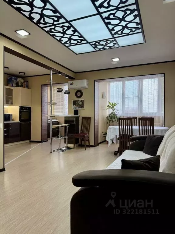 3-к кв. Астраханская область, Астрахань ул. Куликова, 83 (72.0 м) - Фото 2