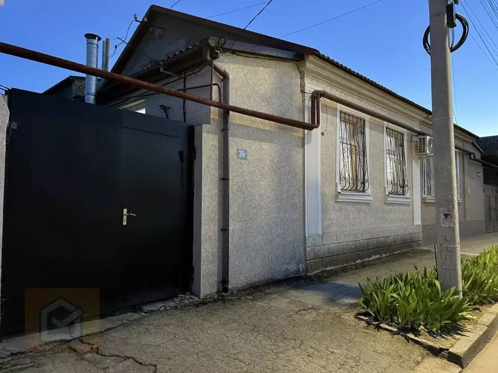Дом в Крым, Евпатория ул. Халтурина, 39 (30 м) - Фото 1