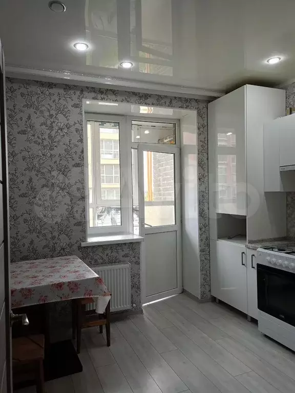 3-к. квартира, 55 м, 1/5 эт. - Фото 1
