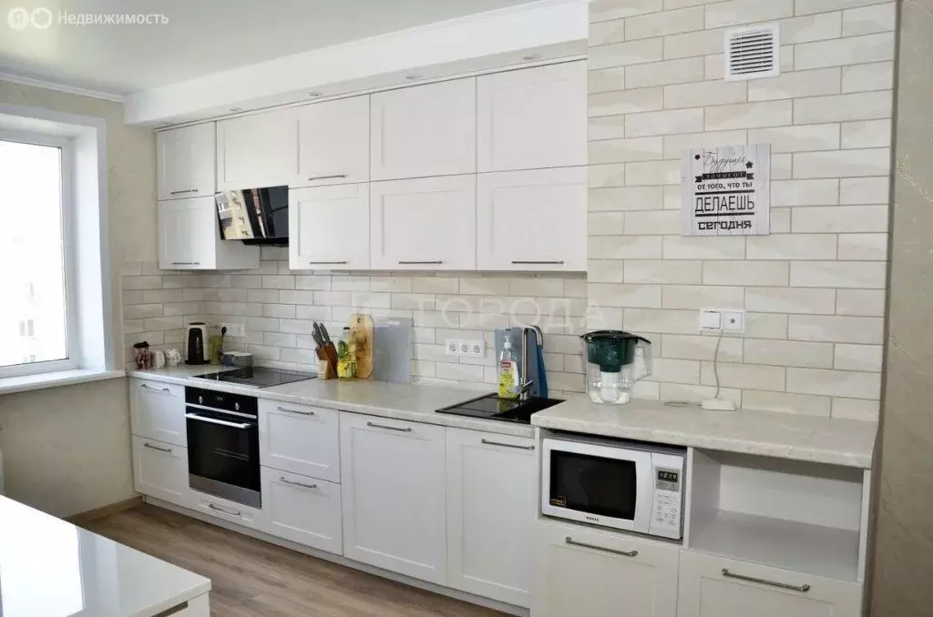 3-комнатная квартира: Барнаул, Балтийская улица, 38 (67 м) - Фото 1