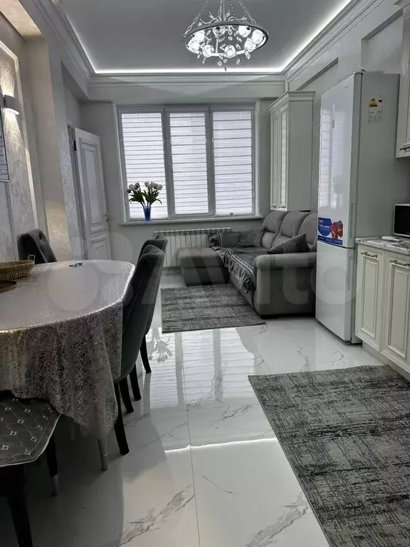 2-к. квартира, 60 м, 5/12 эт. - Фото 1