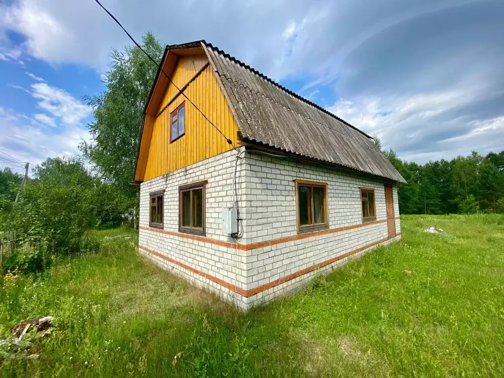 Дом в Брянская область, Брянский район, Стекляннорадицкое с/пос, пос. ... - Фото 0