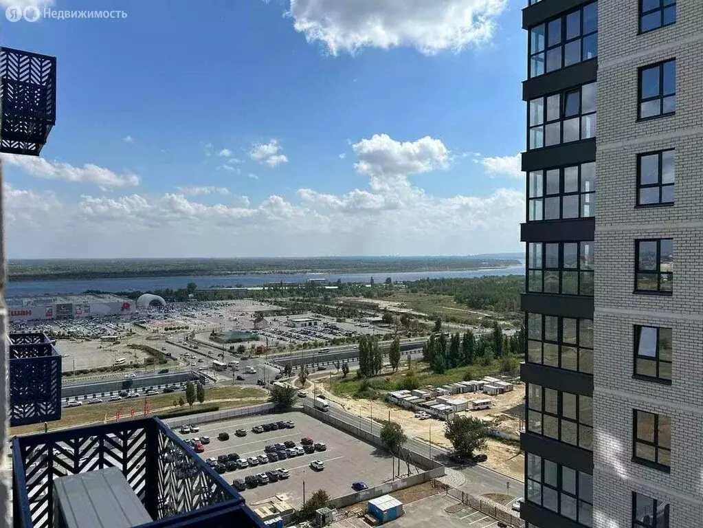 2-комнатная квартира: Волгоград, улица Владимира Петровского, 4 (56 м) - Фото 1
