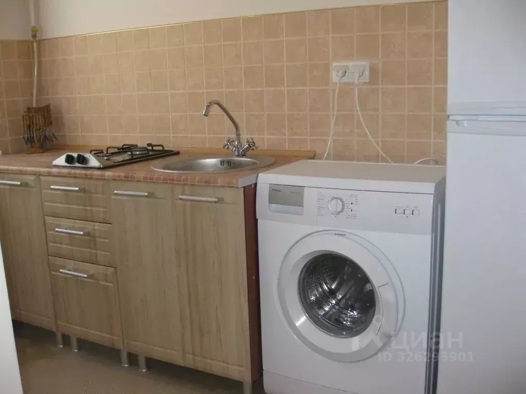 1-к кв. Крым, Евпатория ул. Имени Бартенева, 6 (30.0 м) - Фото 2