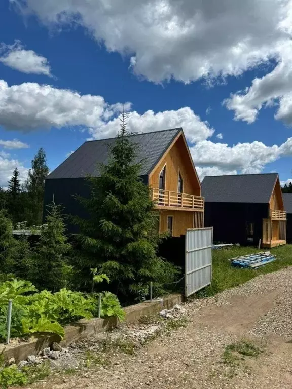 Дом в Московская область, Волоколамский муниципальный округ, д. Золево ... - Фото 1