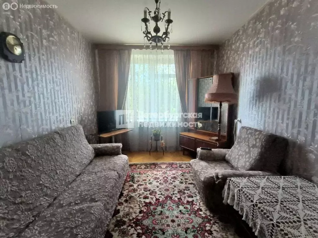 3-комнатная квартира: Санкт-Петербург, проспект Ветеранов, 55 (58.6 м) - Фото 1