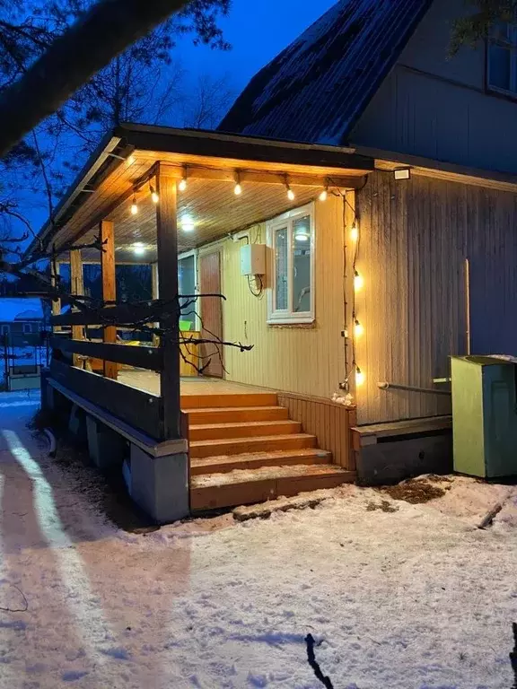 Дом в Ленинградская область, Кировское городское поселение, Грибное ... - Фото 1