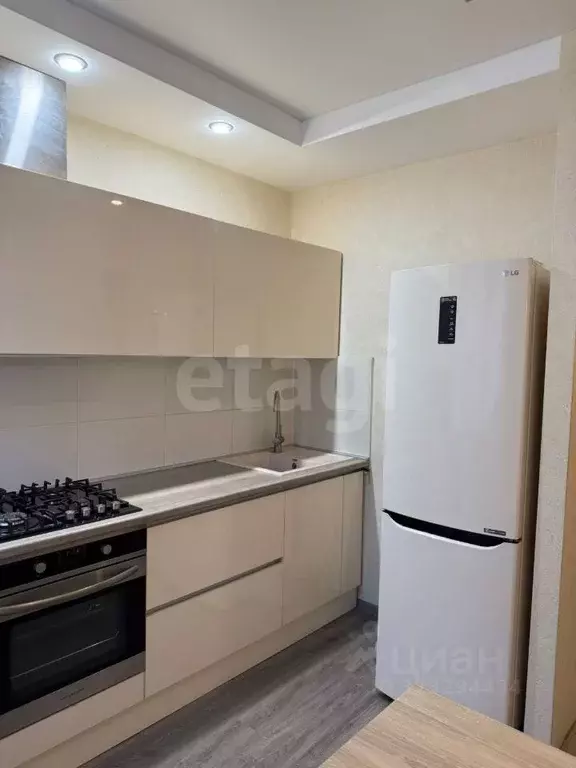 2-к кв. Челябинская область, Озерск ул. Свердлова, 35 (59.3 м) - Фото 1