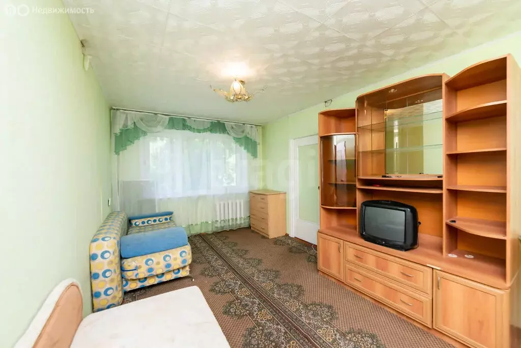 3-комнатная квартира: Курган, улица Куйбышева, 169 (56.3 м) - Фото 1