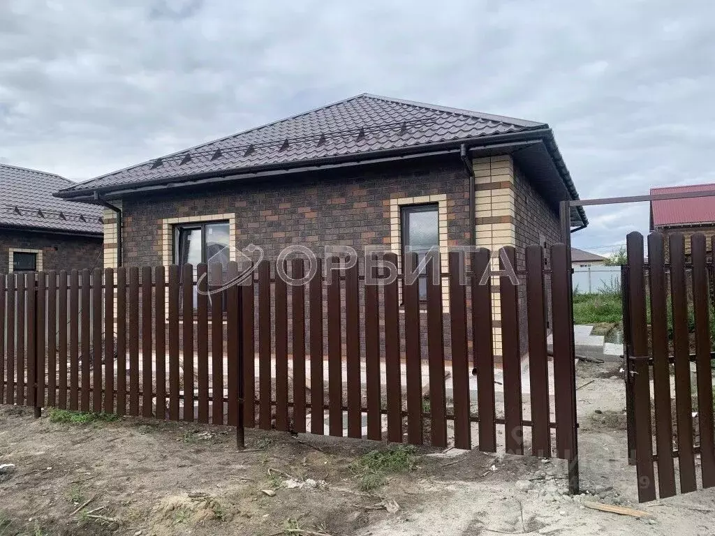 Дом в Тюменская область, Тюменский муниципальный округ, Пятница ТСН ... - Фото 1