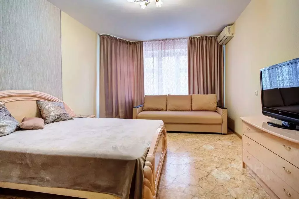 1-к кв. Тюменская область, Тюмень ул. Пермякова, 72 (40.0 м) - Фото 0