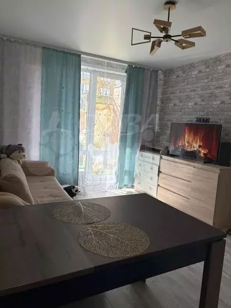 1-к. квартира, 37 м, 1/10 эт. - Фото 1
