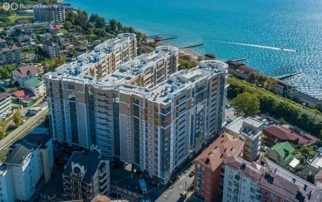3-комнатная квартира: Сочи, микрорайон Мамайка, Крымская улица, 89 (58 ... - Фото 1