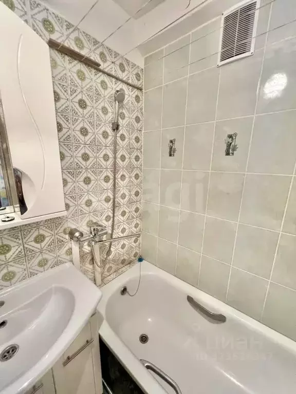 4-к кв. Саратовская область, Саратов Перспективная ул., 11 (62.5 м) - Фото 1