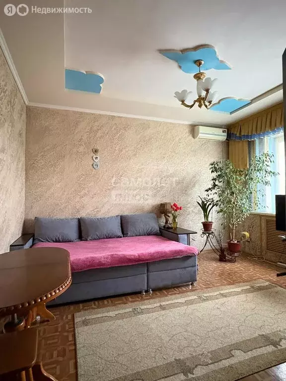 2-комнатная квартира: Астрахань, улица Михаила Луконина, 6 (48.8 м) - Фото 1