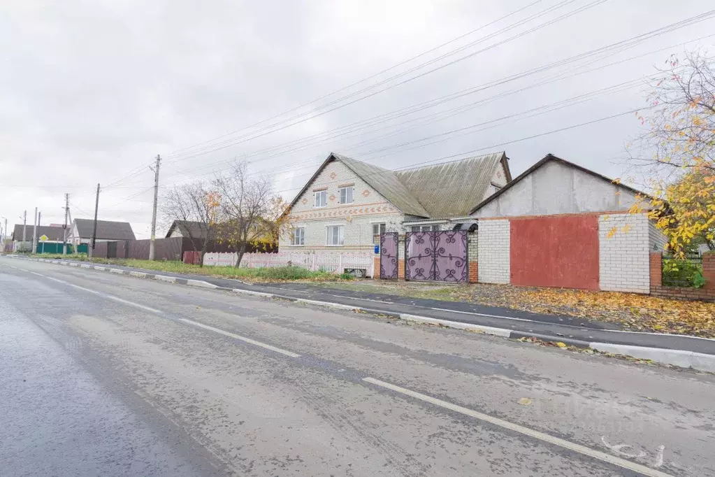 Дом в Курская область, Фатеж Солнечная ул., 21 (212 м) - Фото 1