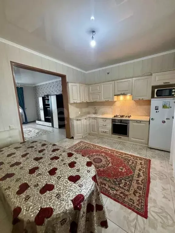 Таунхаус в Оренбургская область, Оренбургский район, с. Каменноозерное ... - Фото 1