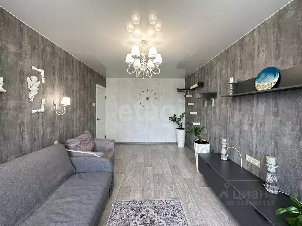 2-к кв. Псковская область, Псков ул. Ижорского Батальона, 8 (55.0 м) - Фото 1