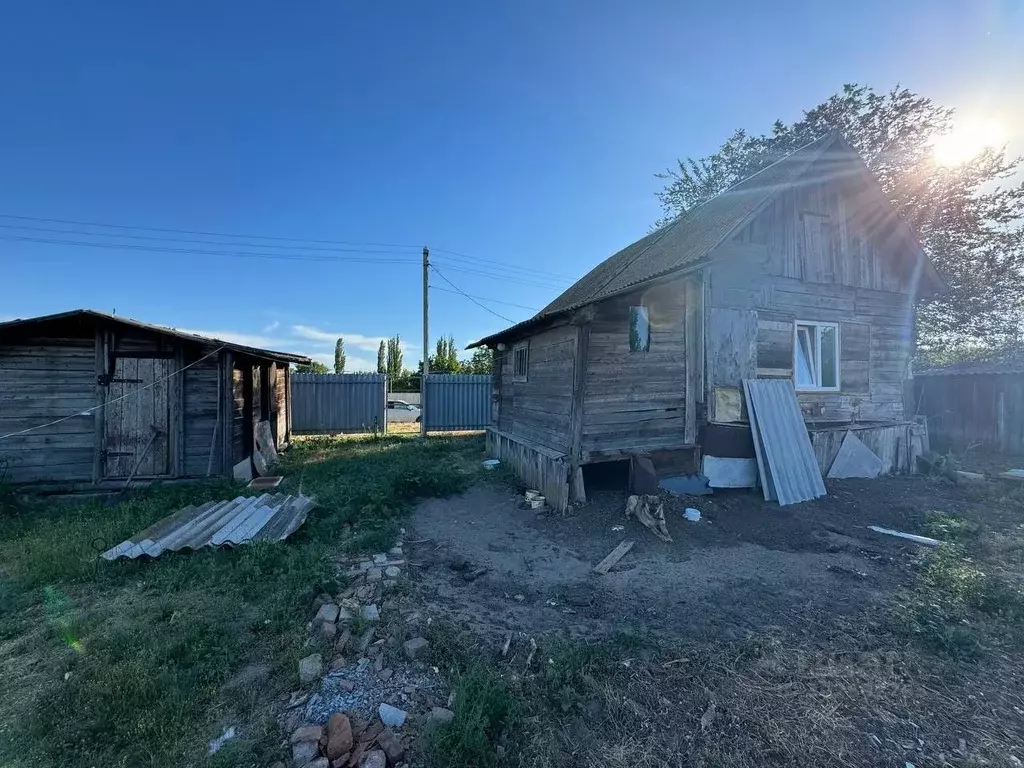 Дом в Волгоградская область, Среднеахтубинский район, Суходольское ... - Фото 1