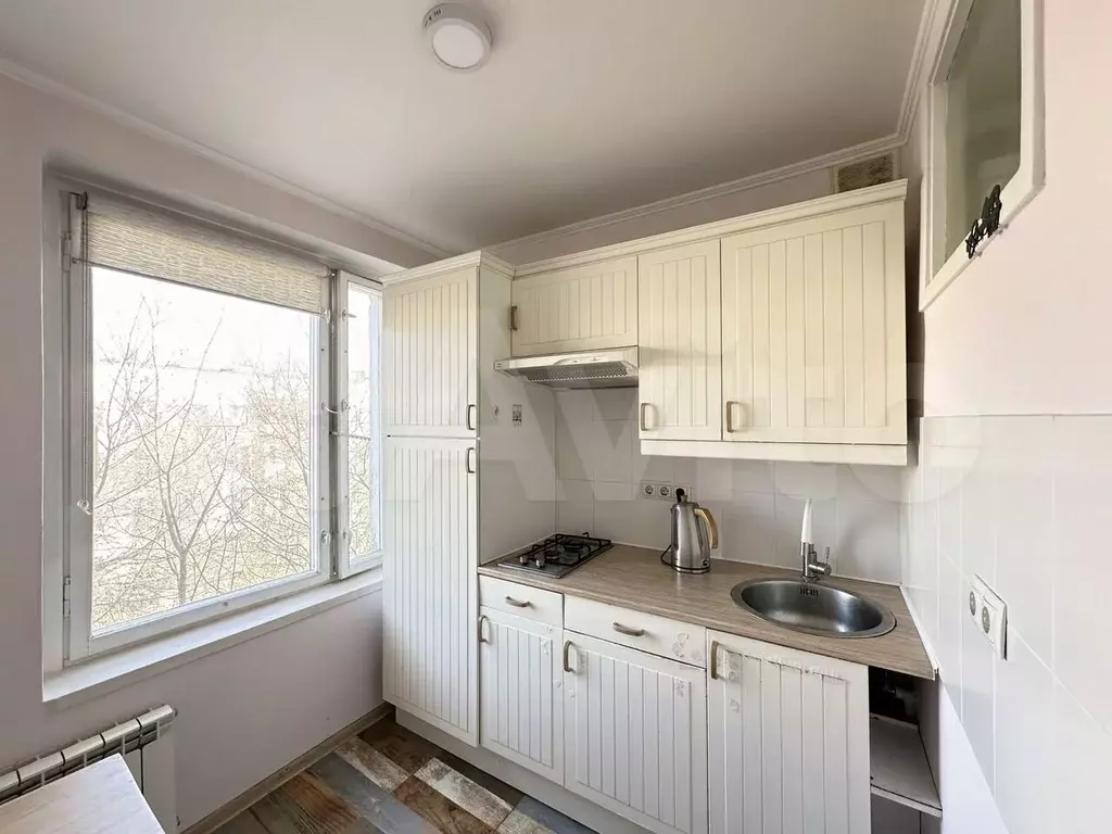 2-к. квартира, 44 м, 5/5 эт. - Фото 1