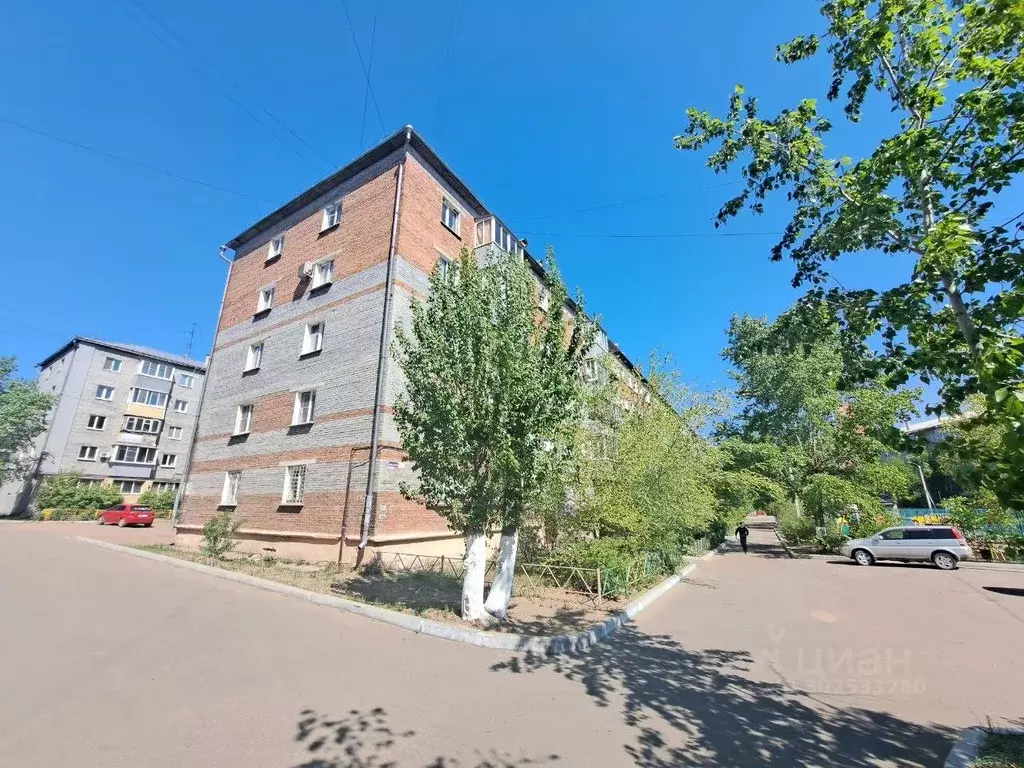 3-к кв. Бурятия, Улан-Удэ Тобольская ул., 45 (57.0 м) - Фото 0