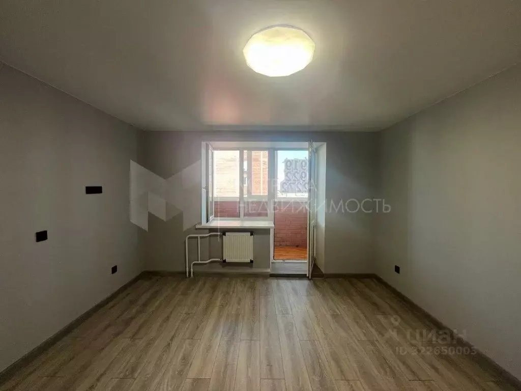 1-к кв. Тюменская область, Тюмень Малая Боровская ул., 7 (36.1 м) - Фото 1