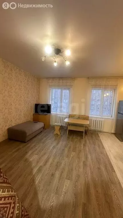 Квартира-студия: Омск, улица Профинтерна, 10 (29.3 м) - Фото 2