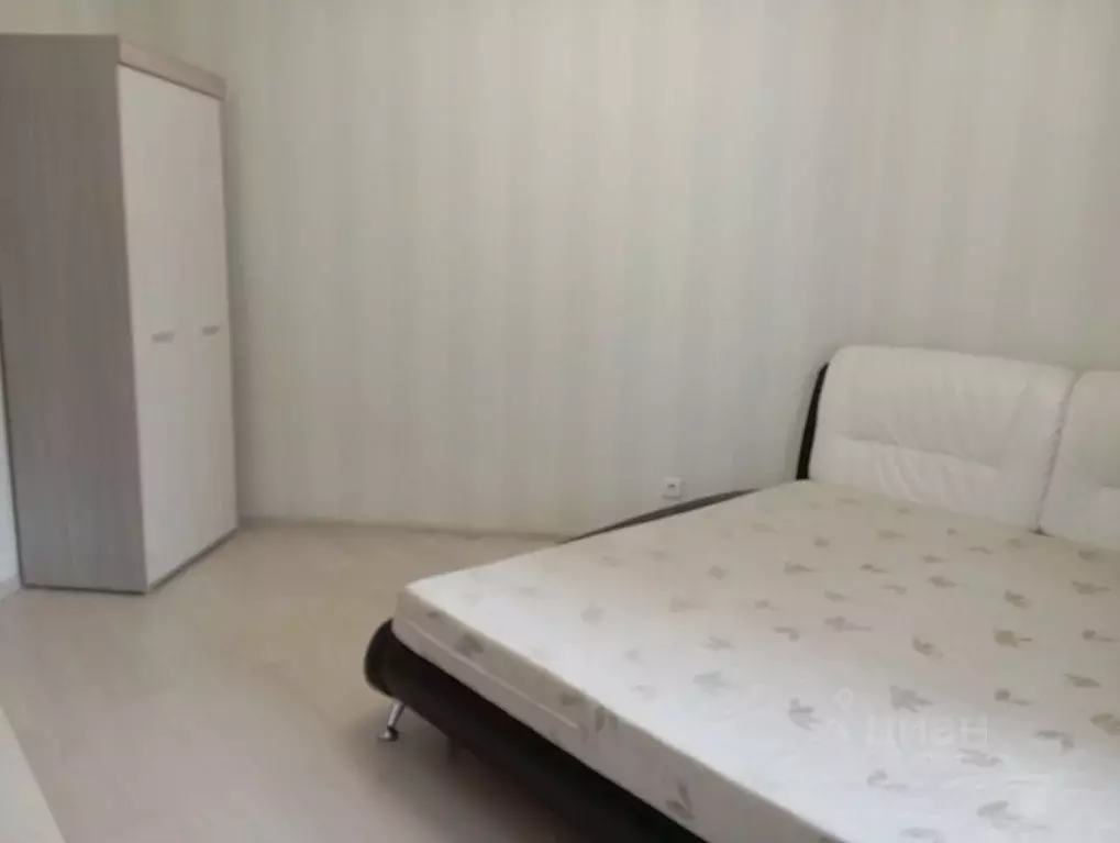 2-к кв. Красноярский край, Красноярск ул. Алексеева, 89 (70.0 м) - Фото 1