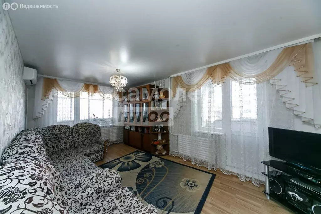 3-комнатная квартира: Уфа, улица Баязита Бикбая, 22 (78.4 м) - Фото 1