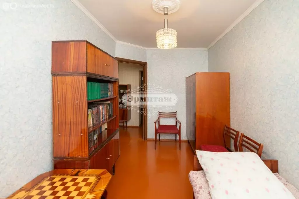 3-комнатная квартира: Курган, улица Коли Мяготина, 87 (56.2 м) - Фото 1